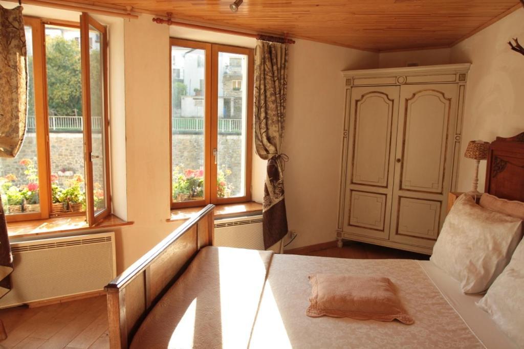 Golden Lion Bouillon Exterior foto